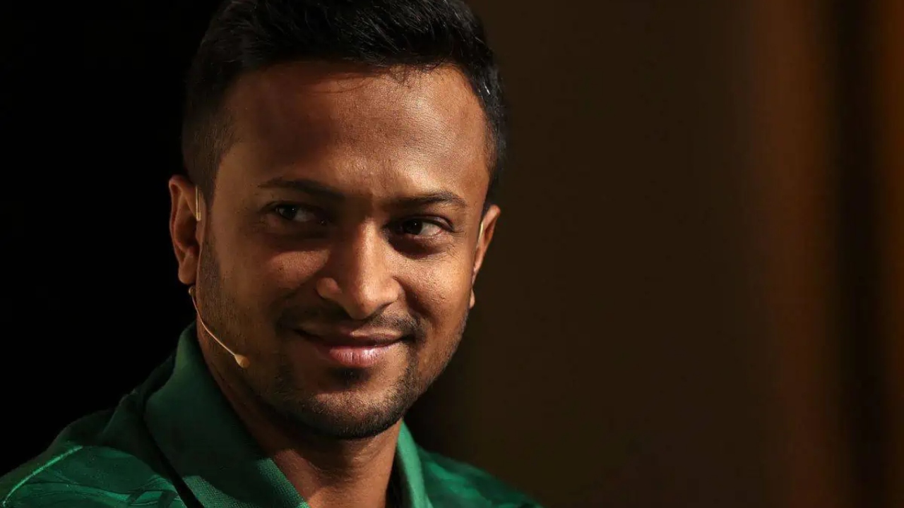 শেষবার দেশের জার্সিতে মাঠে নামার আকুতি সাকিবের
